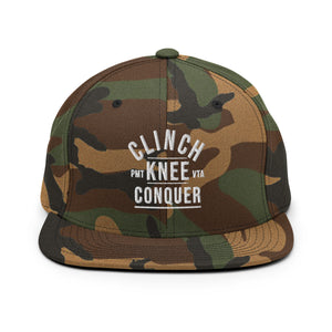 Clinch Knee Conquer: Vintage Muay Thai Warrior Path Embroidered Snapback